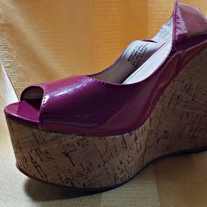 Steve Madden Cork Platform Wedges 7.5 Shoes
